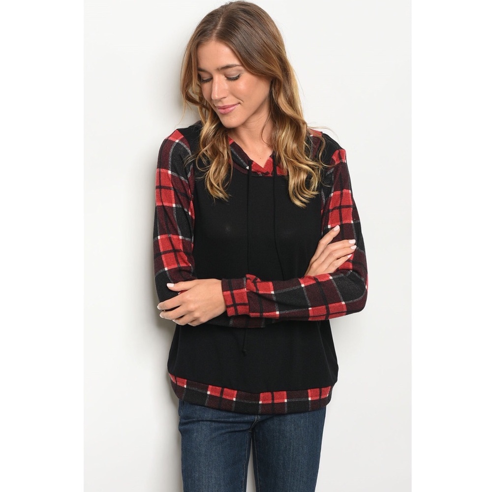 Red and black plaid hooded top - Picture 2 of 3